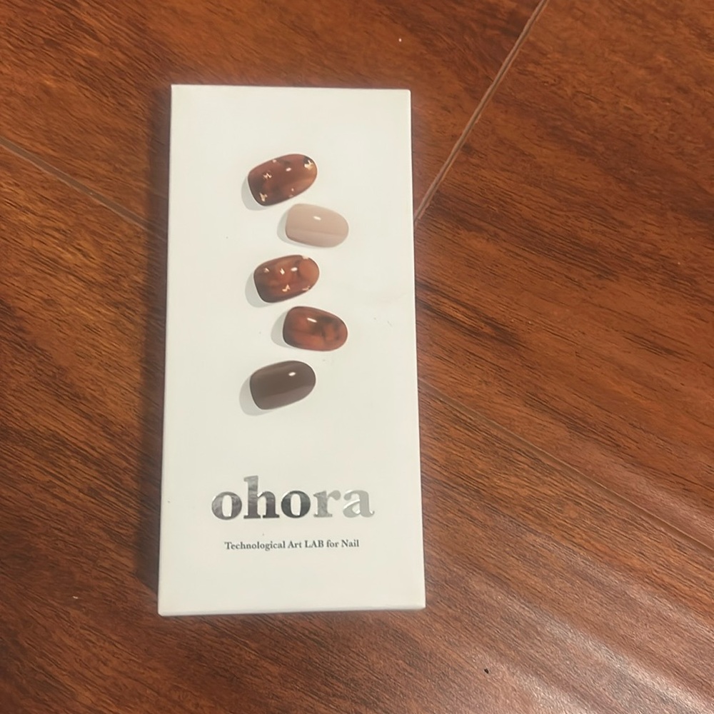 Ohora “Brown Sugar” semi-cured gel nail strips